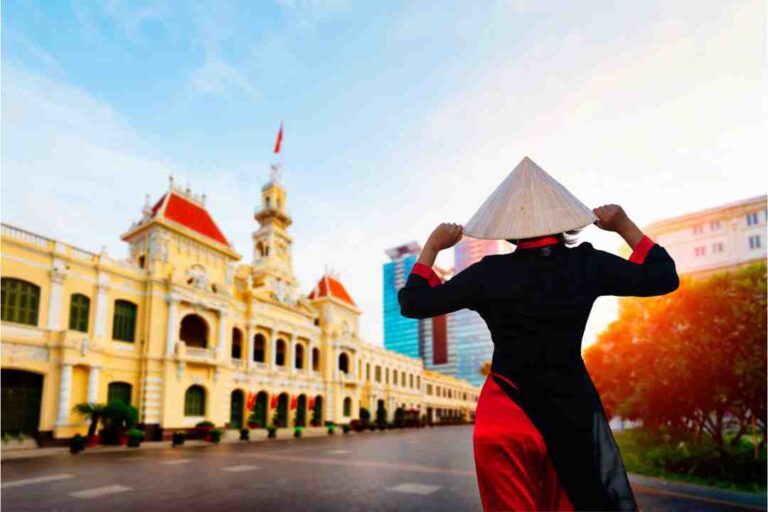 Vietnamese Romance and Nightlife Extravaganza in Sapa and Ha Long Bay